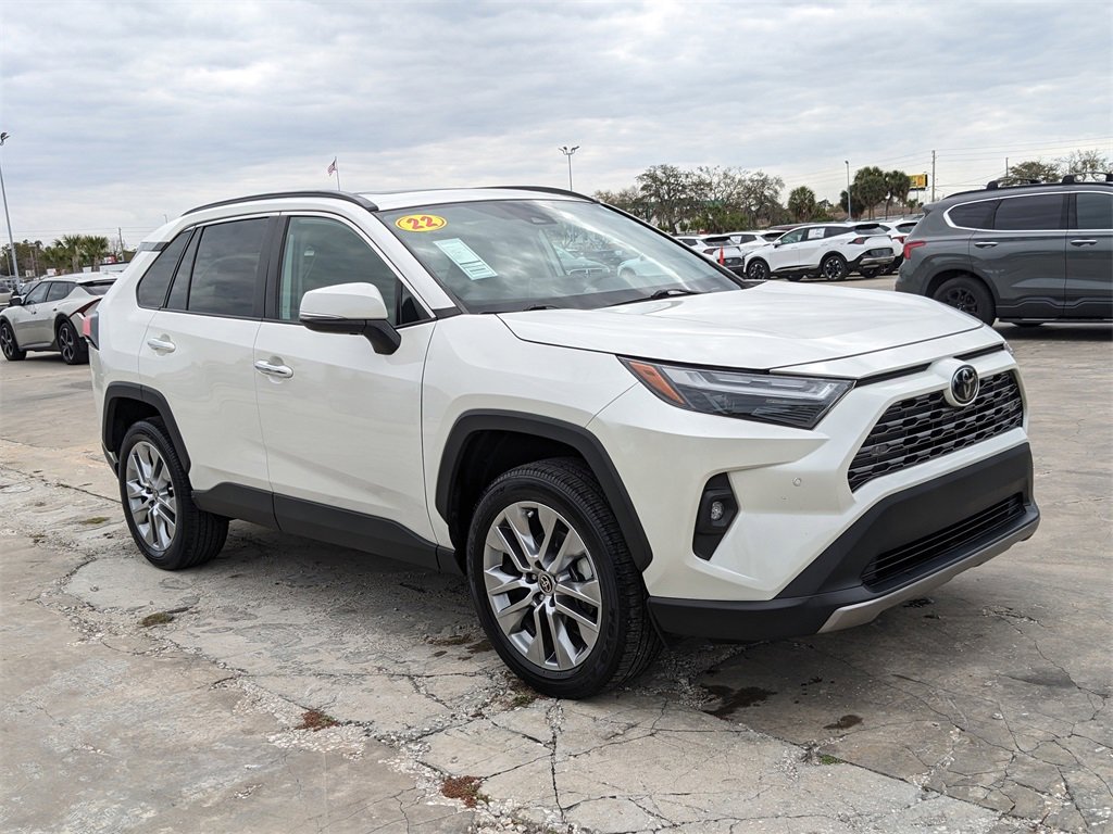 Used 2022 Toyota RAV4 Limited image 3