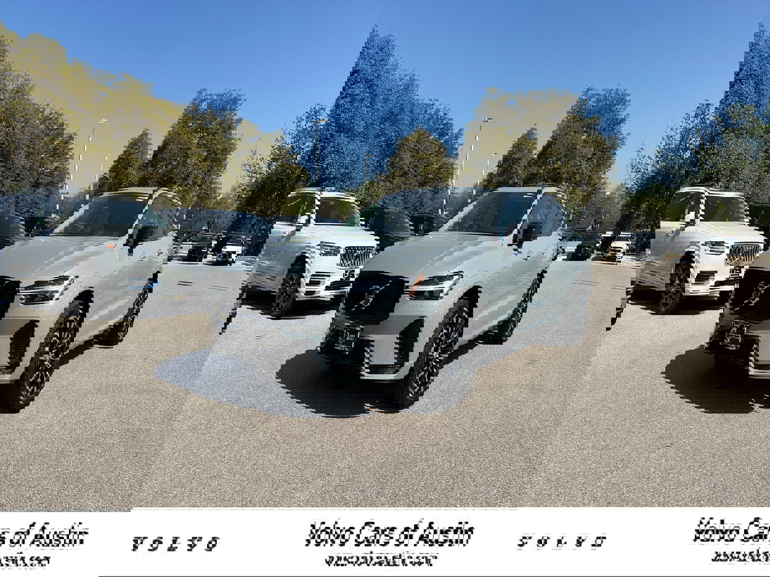 New 2025 Volvo XC60 B5 Plus w/ Protection Package Premier