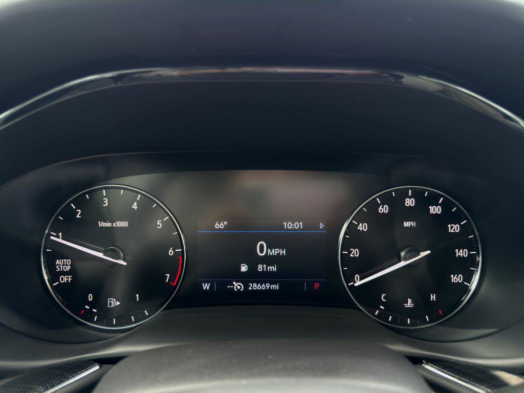 Used 2023 Buick Envision Preferred image 17