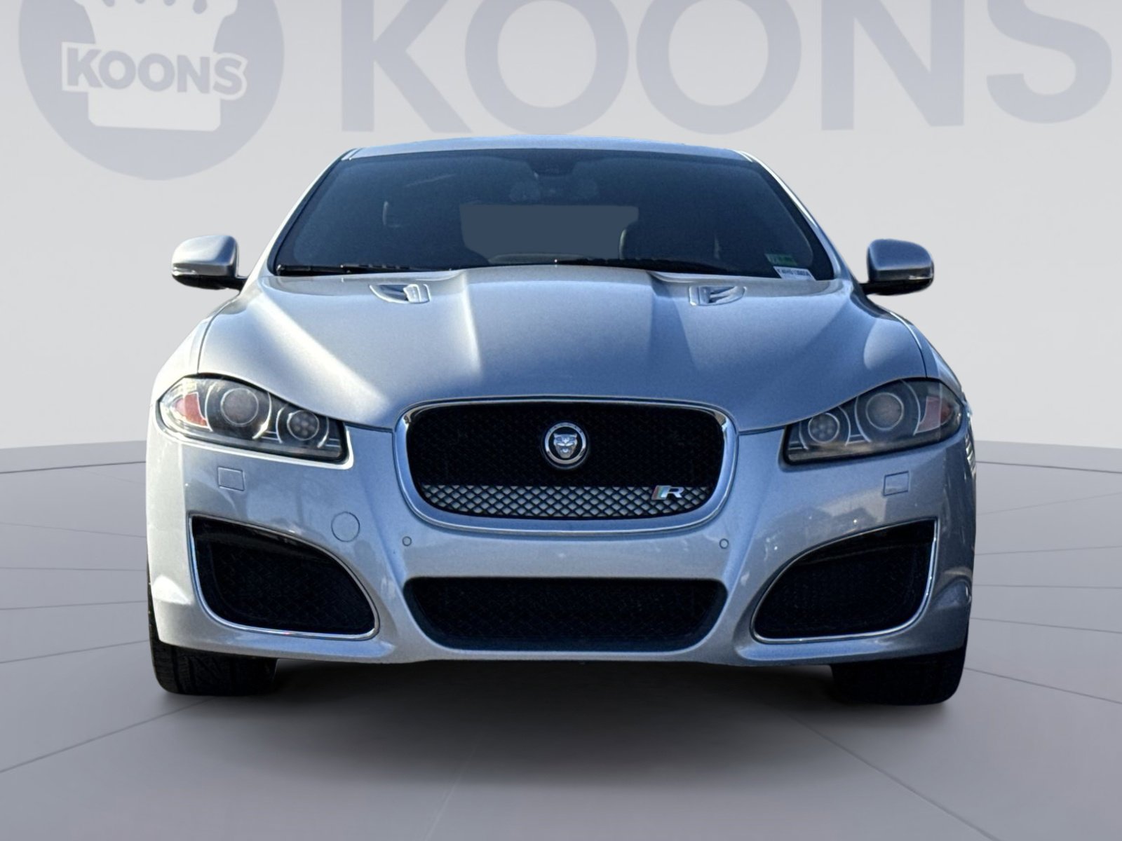 Used 2013 Jaguar XF R image 11