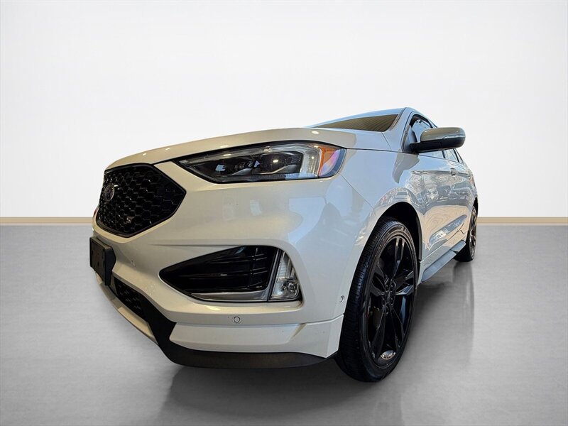 Used 2019 Ford Edge ST w/ Equipment Group 401A image 8