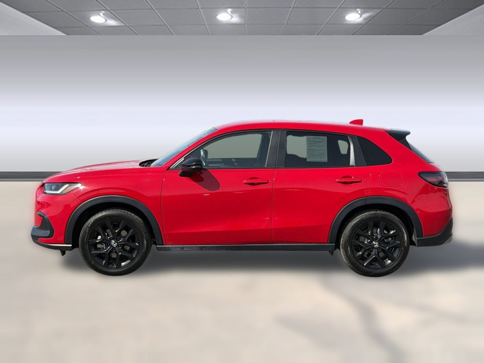Used 2025 Honda HR-V Sport image 2