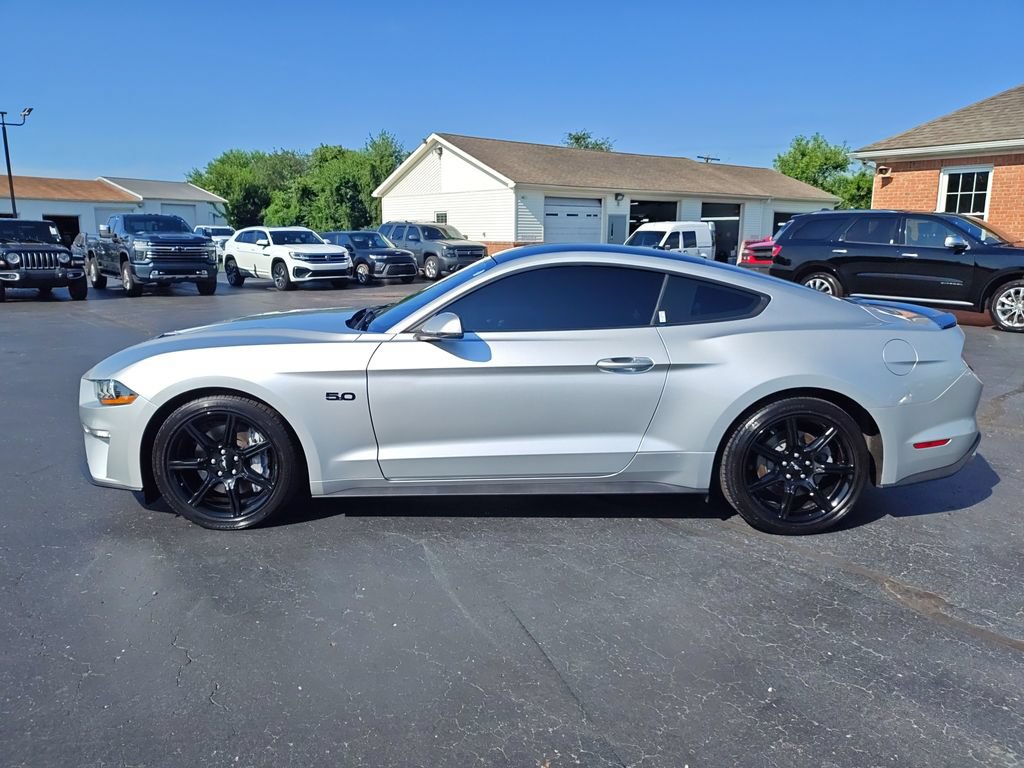 Used 2019 Ford Mustang GT Premium w/ Black Accent Package RWD image 2