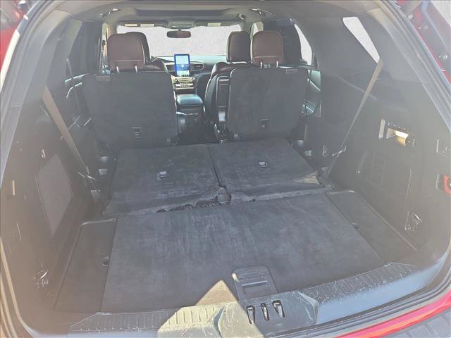 Used 2020 Ford Explorer Platinum w/ Premium Technology Package AWD/4WD image 6