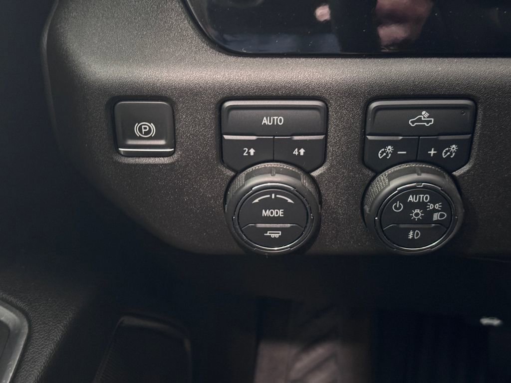 Certified 2023 Chevrolet Silverado 1500 RST image 19