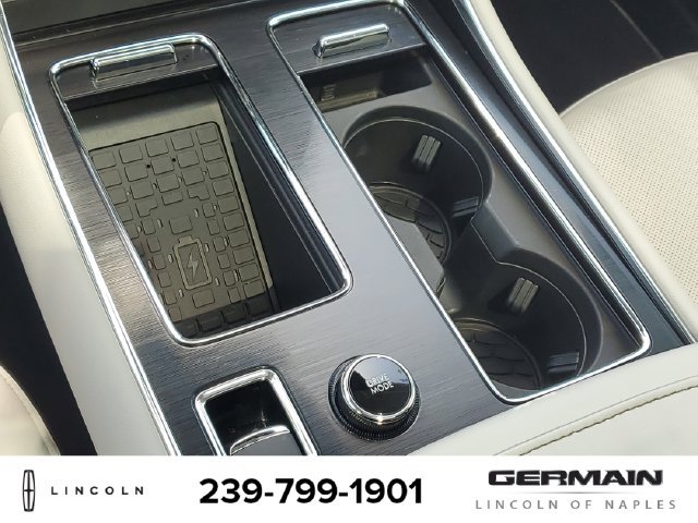 New 2026 Lincoln Aviator AWD image 29