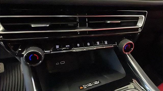 New 2026 Chevrolet Traverse LT w/ LPO, Floor Liner Package image 14