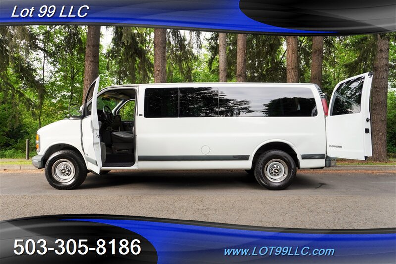 Used 2002 Chevrolet Express 3500 Extended Passenger w/ LS Preferred Equipment Group RWD image 25