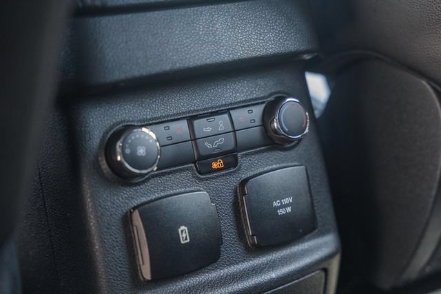 Used 2018 Ford Explorer Sport w/ Equipment Group 401A AWD/4WD image 41