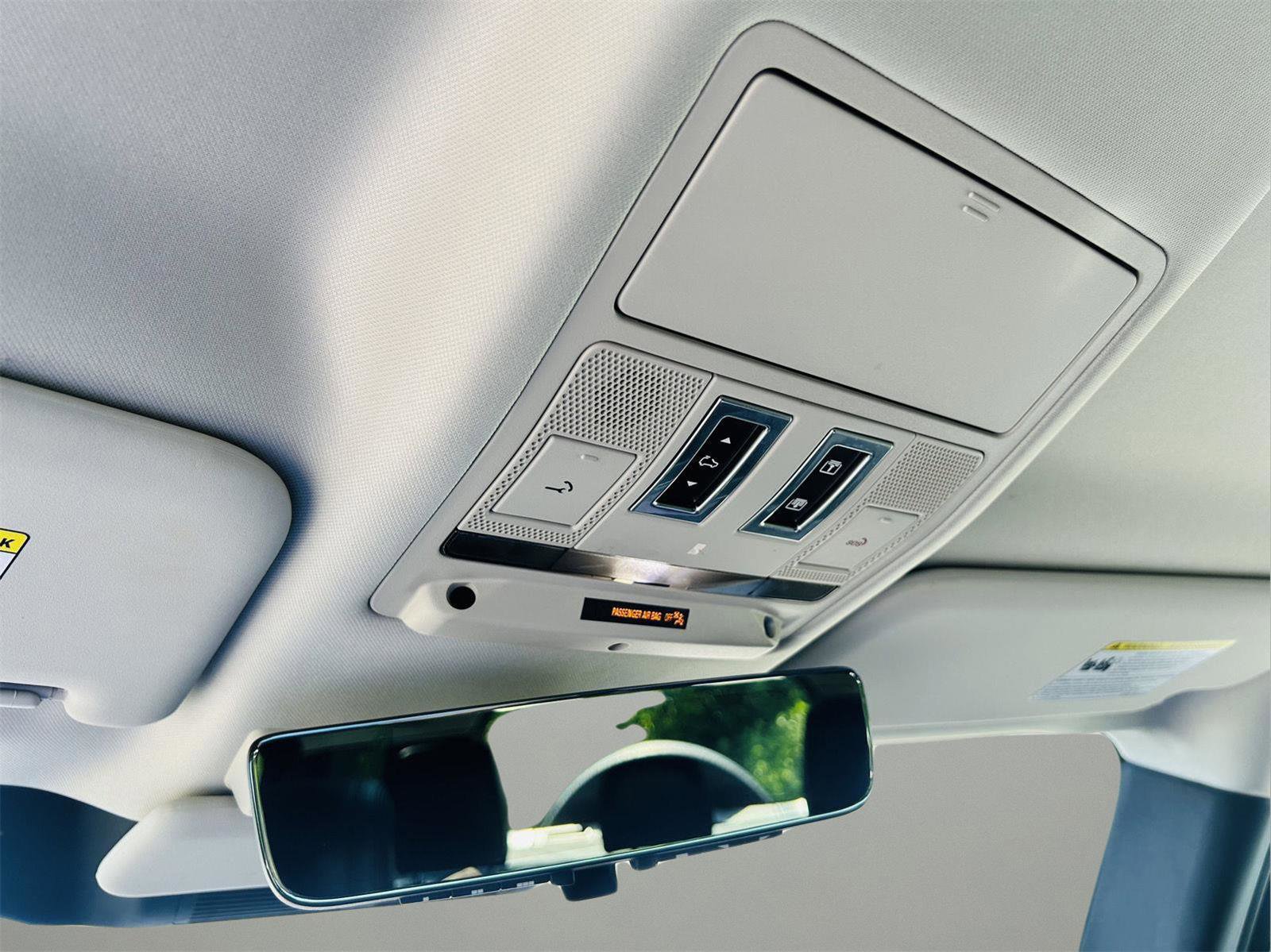 Used 2020 Land Rover Defender 110 HSE image 35