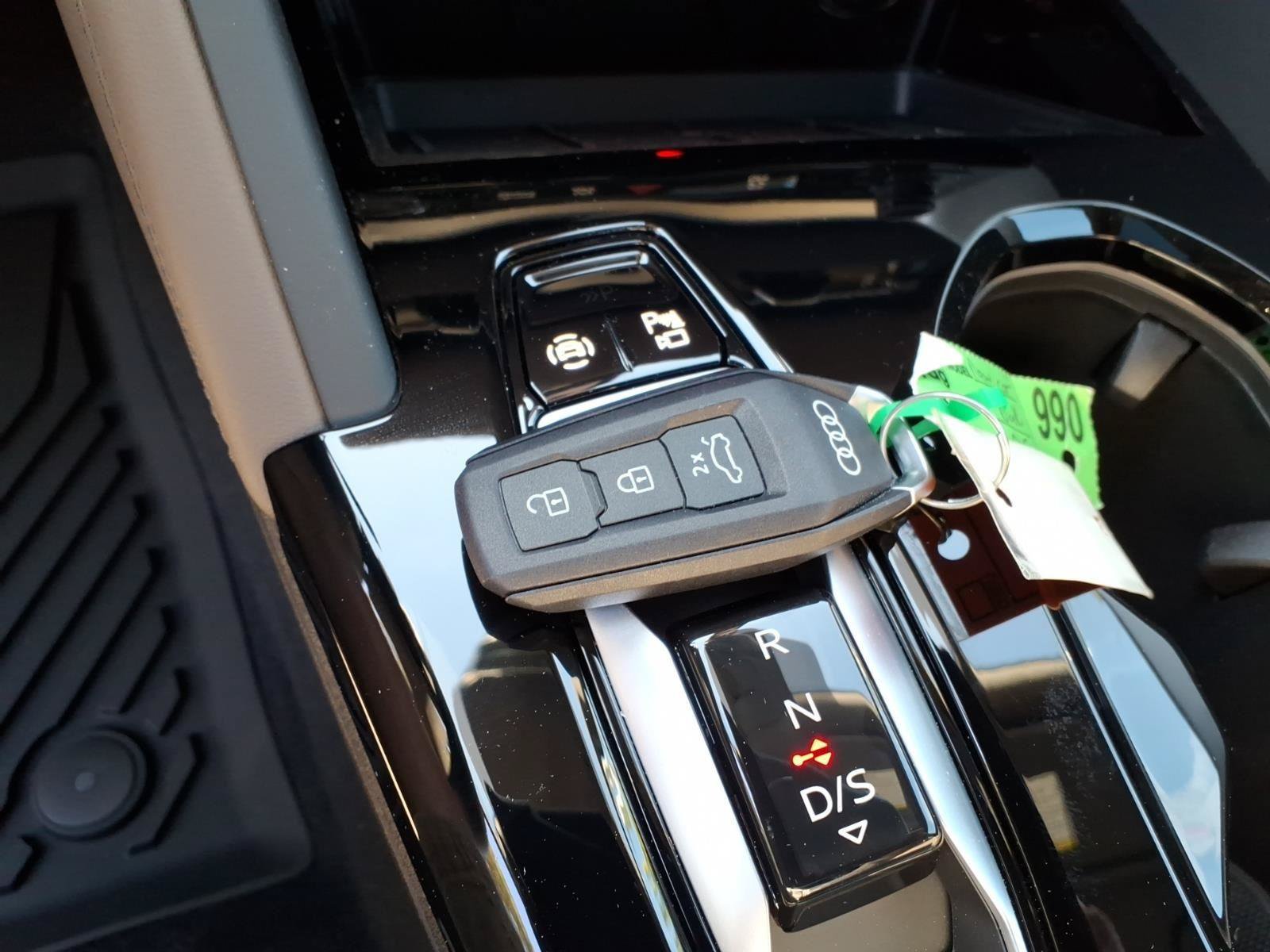 Used 2025 Audi Q5 Premium Plus AWD/4WD image 30