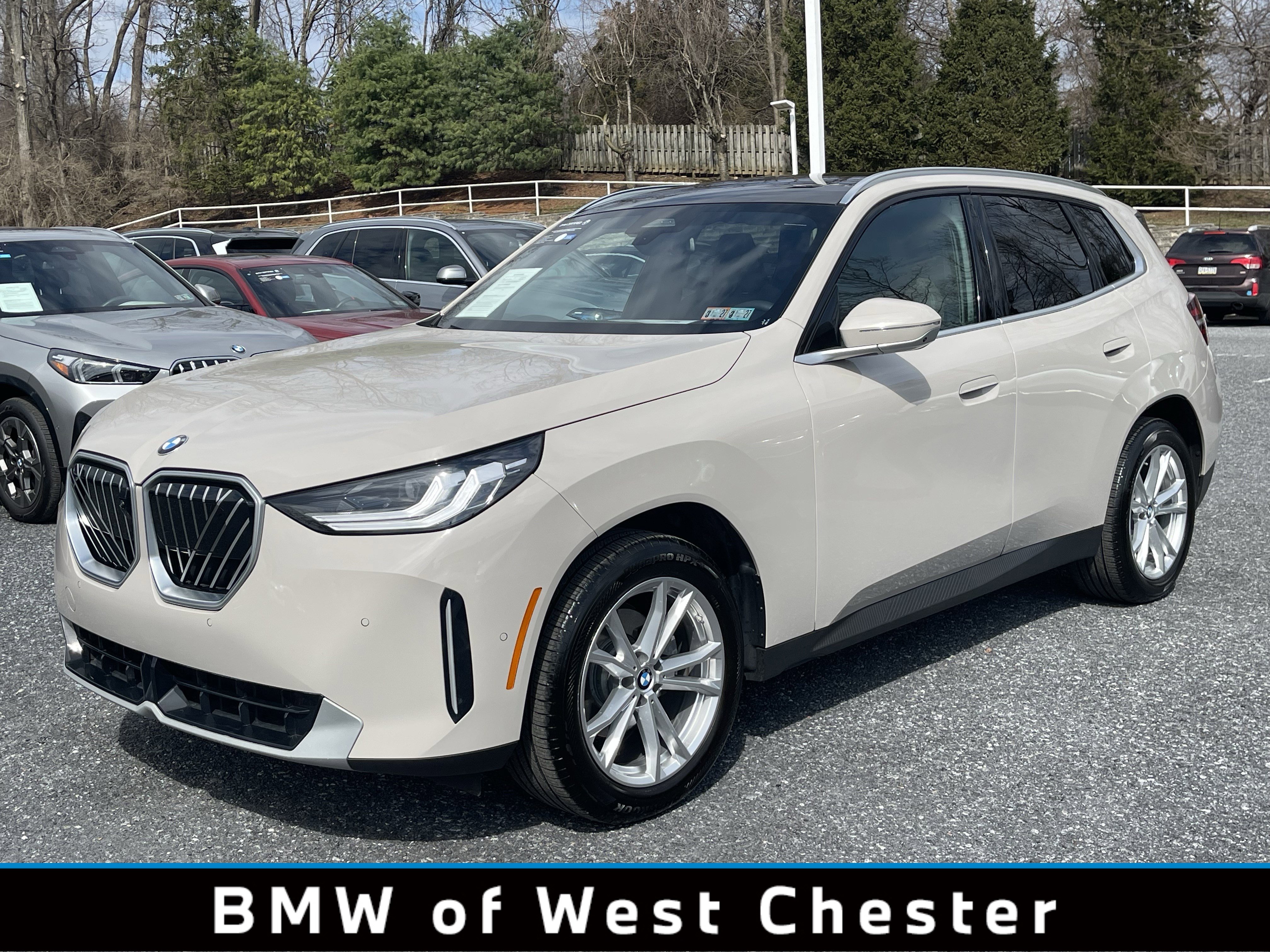 Certified 2025 BMW X3 xDrive30 AWD/4WD image 1