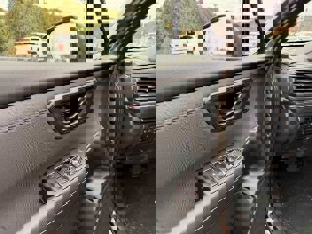 New 2025 Subaru Forester Premium image 20