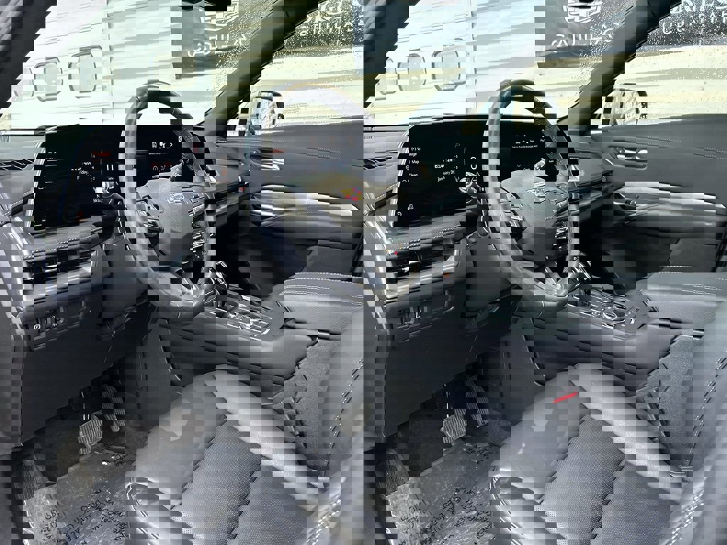 Used 2024 Cadillac XT4 Premium Luxury image 10