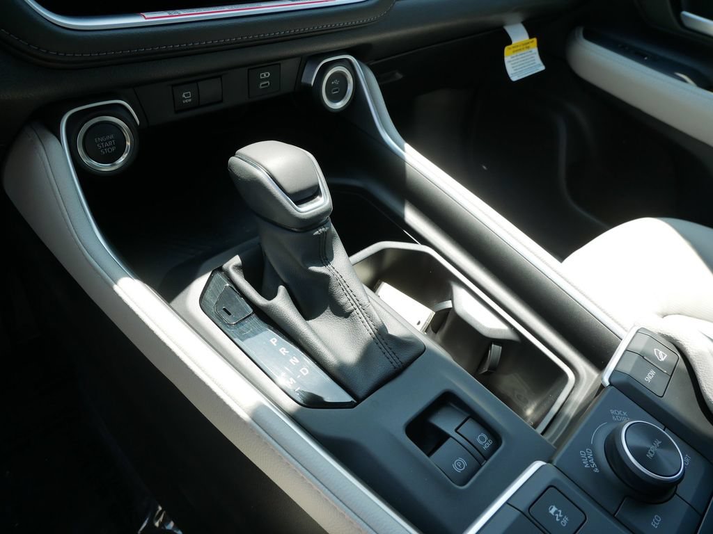 Certified 2026 Toyota Grand Highlander AWD image 21