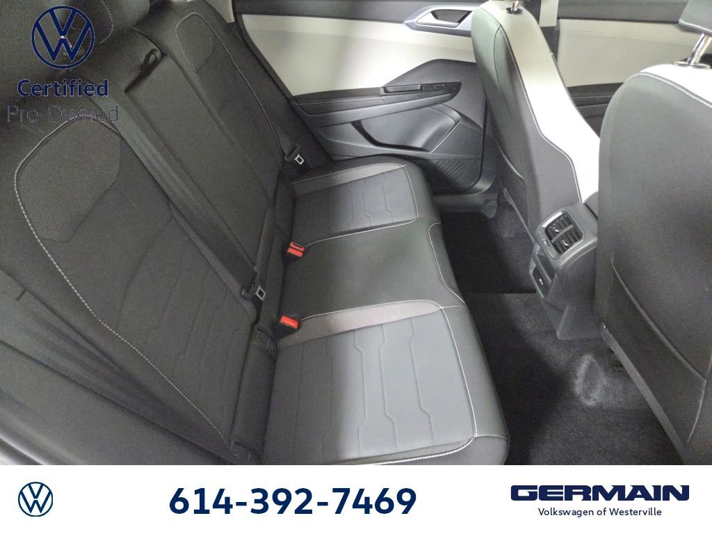 Used 2025 Volkswagen Taos SE AWD/4WD image 19