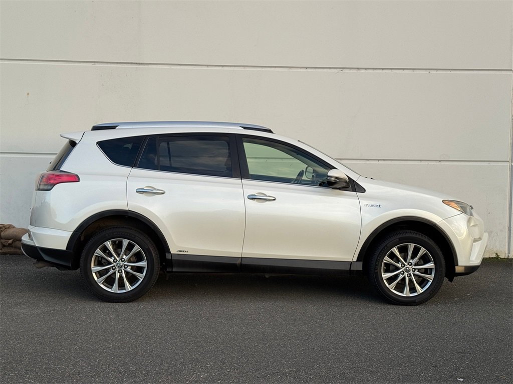 Used 2016 Toyota RAV4 Limited image 5