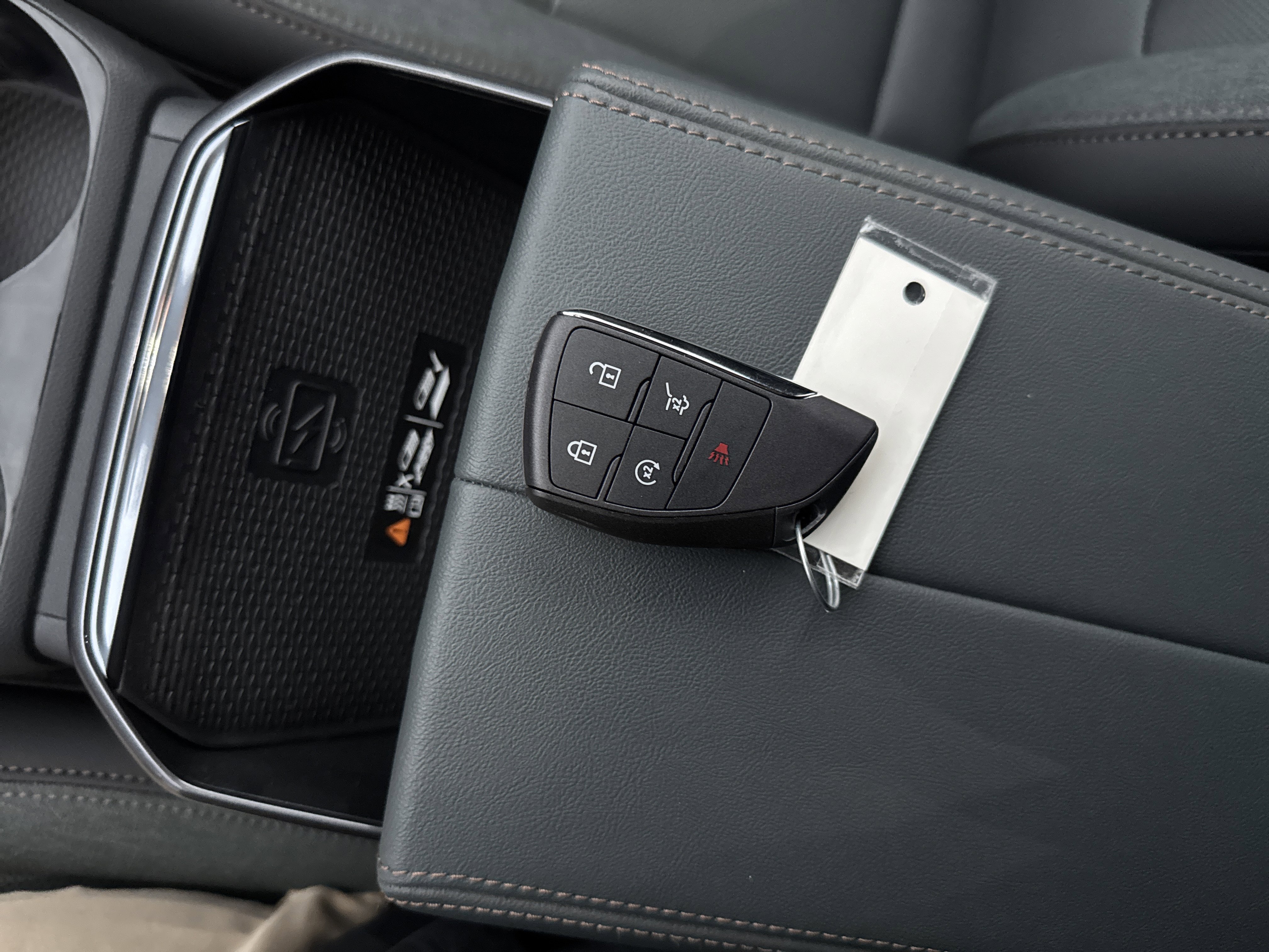 New 2026 GMC Terrain AT4 w/ LPO, Floor Liner Package image 29