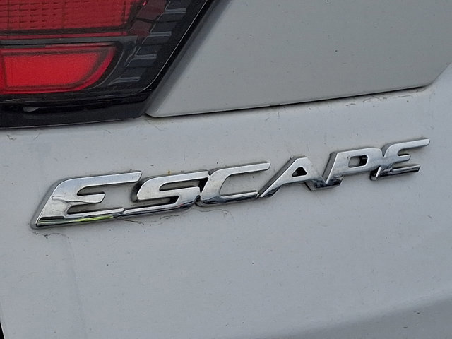 Used 2018 Ford Escape SE w/ SE Sync 3 Package image 30