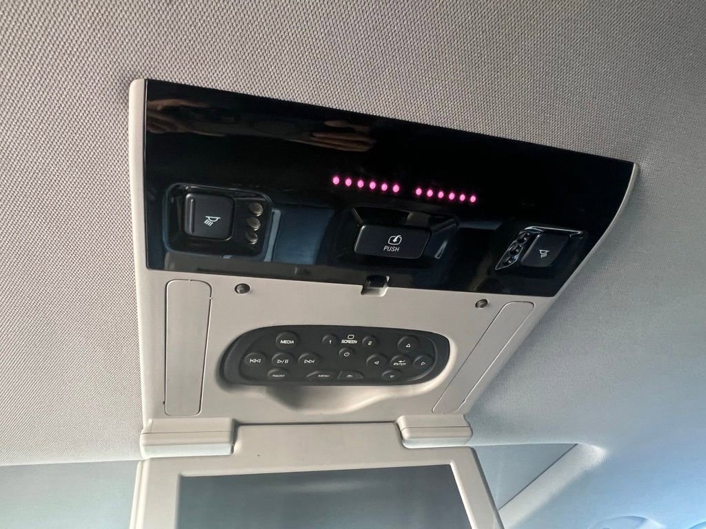 Used 2015 GMC Yukon Denali w/ Touring Package image 21