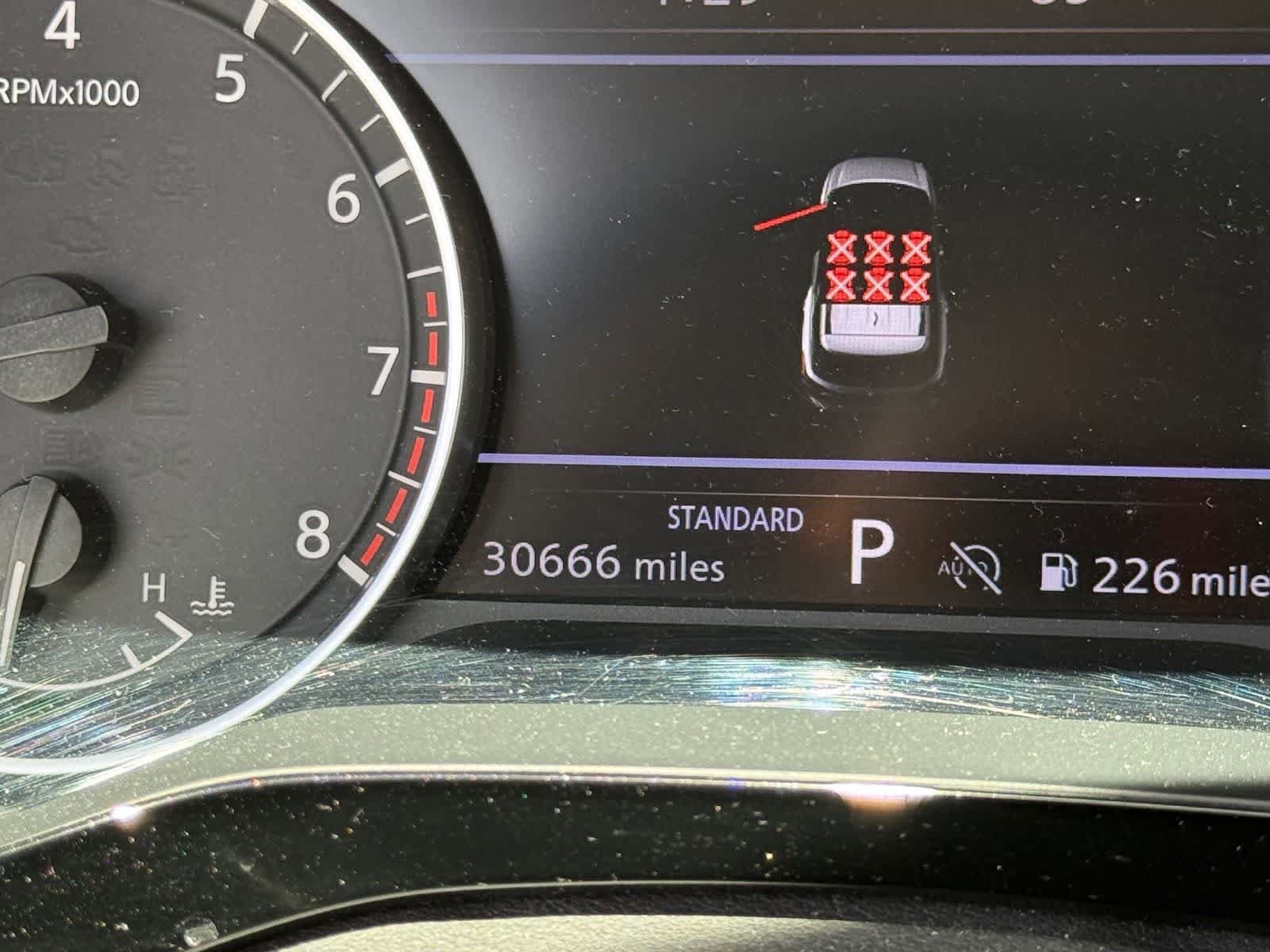 Used 2022 Nissan Pathfinder SL FWD image 19