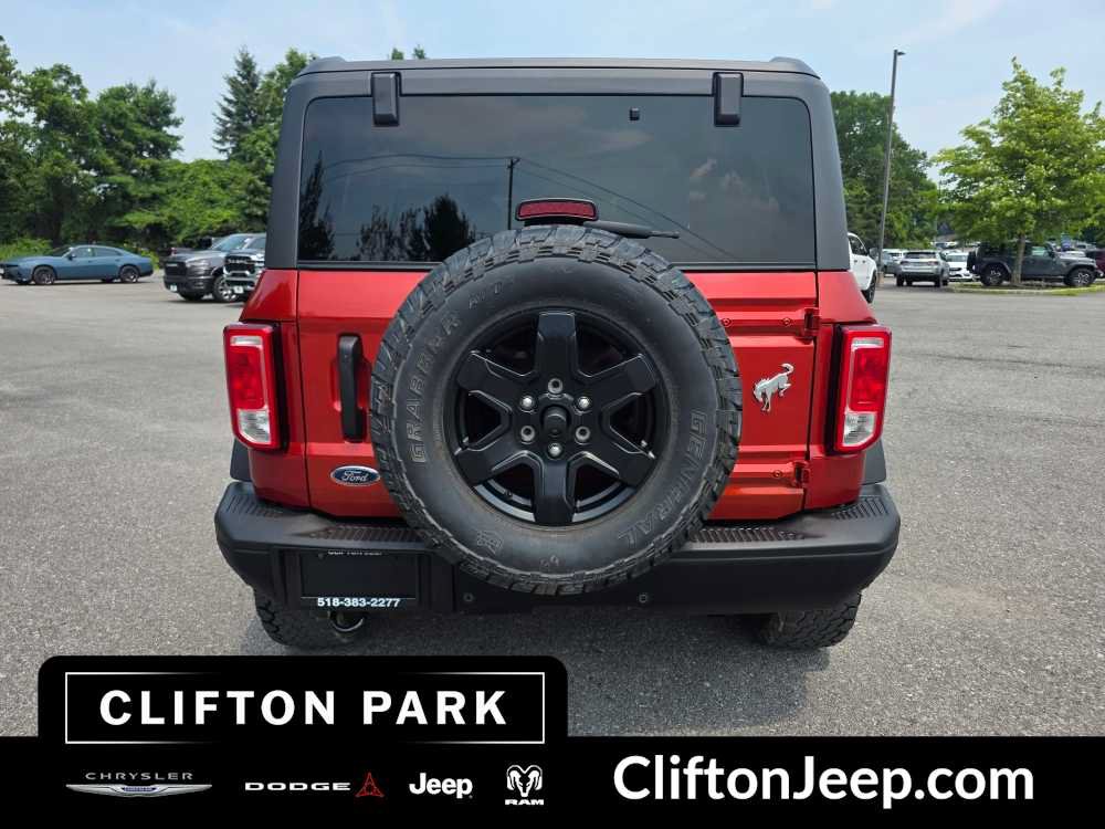 Used 2024 Ford Bronco Black Diamond AWD/4WD image 5