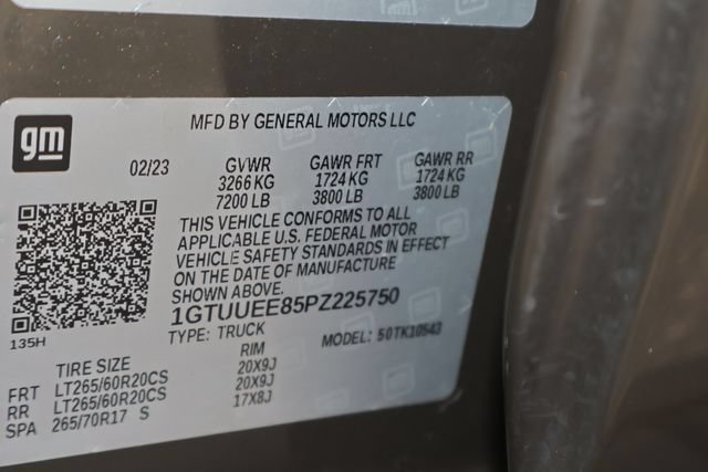 Used 2023 GMC Sierra 1500 AT4 w/ Technology Package AWD/4WD image 37