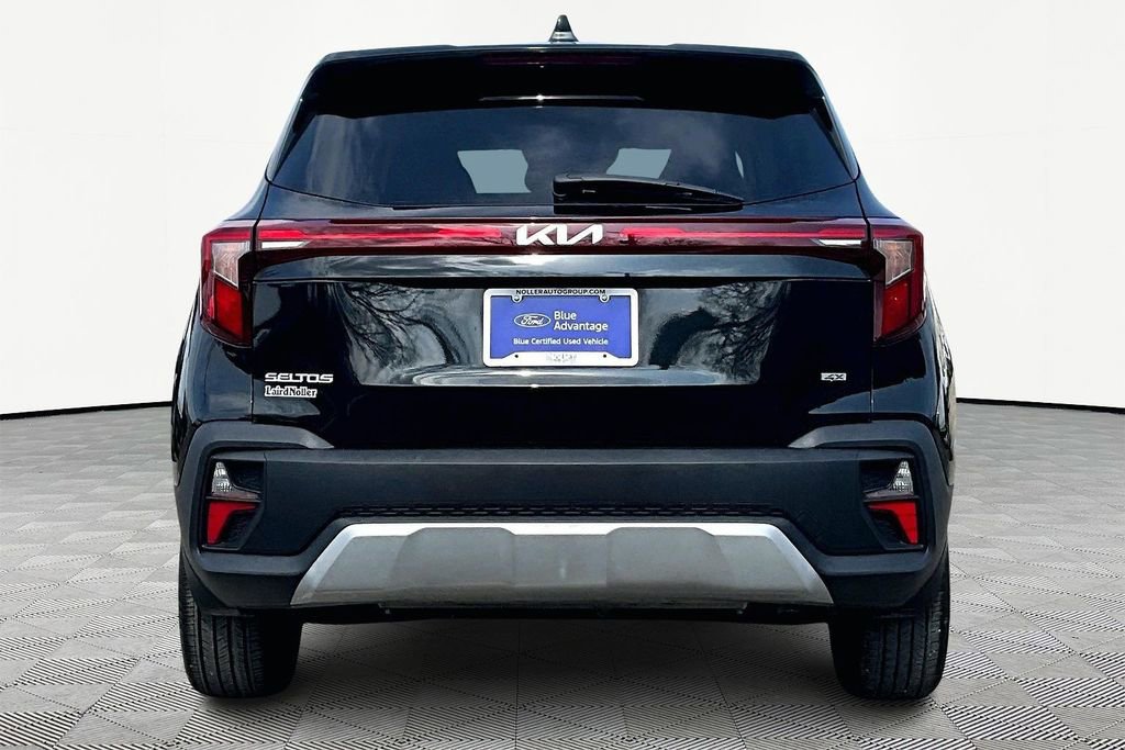 Used 2024 Kia Seltos LX image 4
