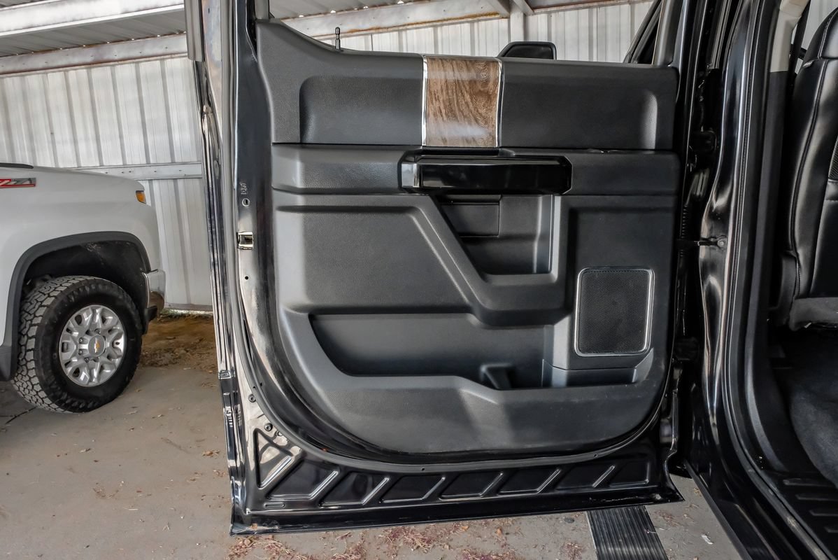Used 2019 Ford F250 Lariat w/ Lariat Ultimate Package AWD/4WD image 45