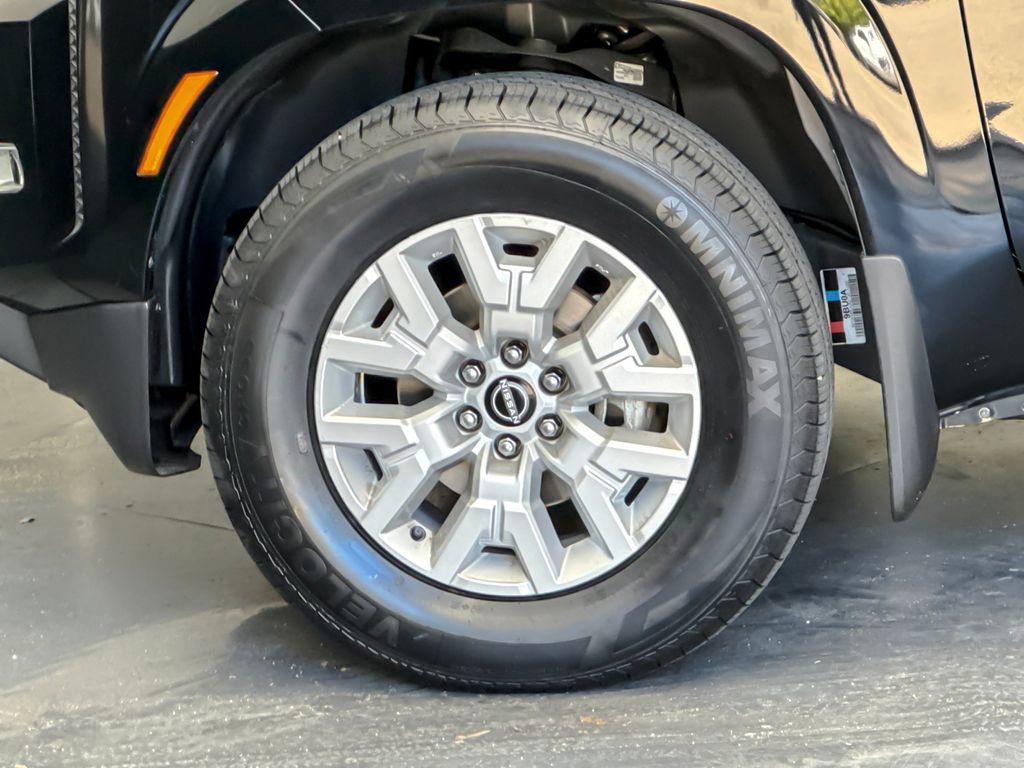 Used 2022 Nissan Frontier SV RWD image 23