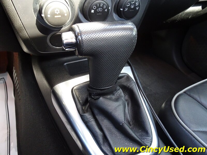 Used 2009 HUMMER H3T Alpha AWD/4WD image 18