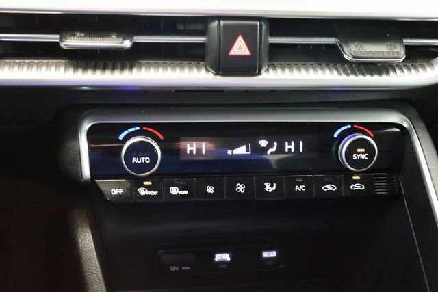 Used 2024 Kia K5 LXS image 19