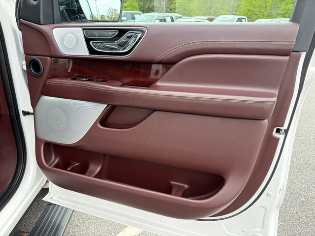 Used 2019 Lincoln Navigator L Black Label w/ Cargo Package image 14