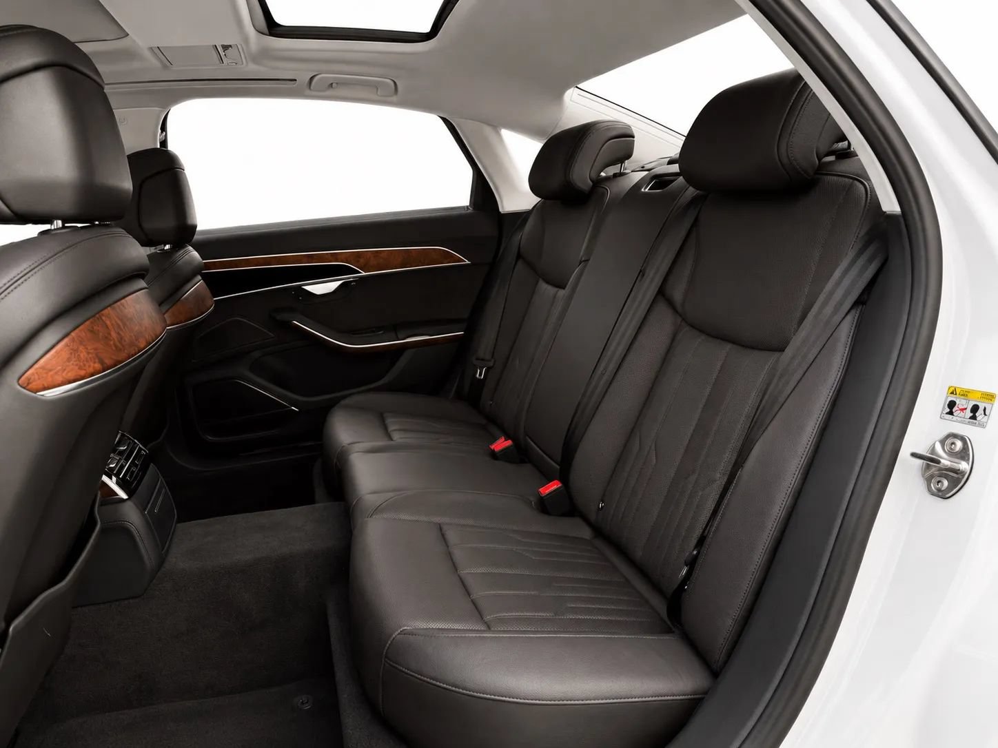 Used 2019 Audi A8 L 3.0T w/ Executive Package AWD/4WD image 14
