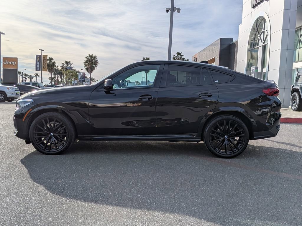 Used 2023 BMW X6 xDrive40i w/ M Sport Package image 2
