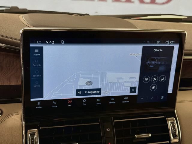 Certified 2024 Lincoln Navigator Reserve AWD/4WD image 16