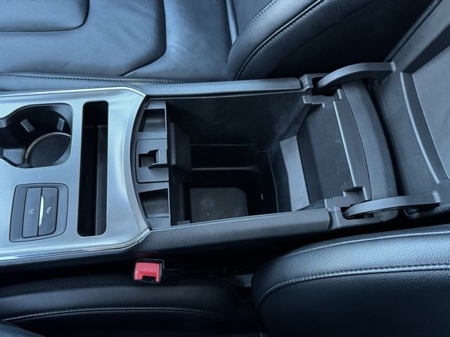 Certified 2022 Ford Edge Titanium w/ Class II Trailer Tow Package image 22