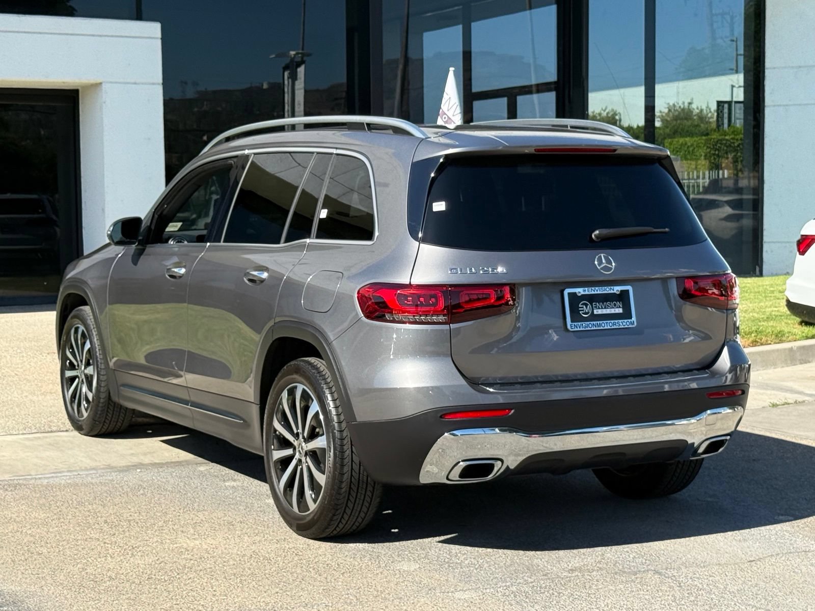 Used 2021 Mercedes-Benz GLB 250 image 10