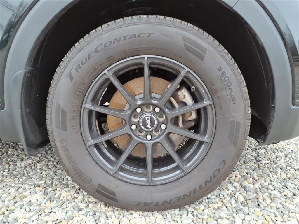 Used 2020 Kia Sorento L image 9