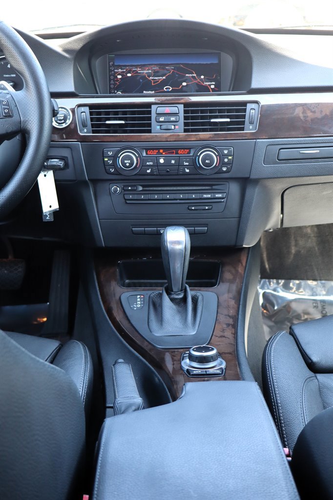 Used 2011 BMW 335i Sedan RWD image 12