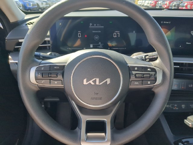 Used 2026 Kia K5 LXS FWD image 29