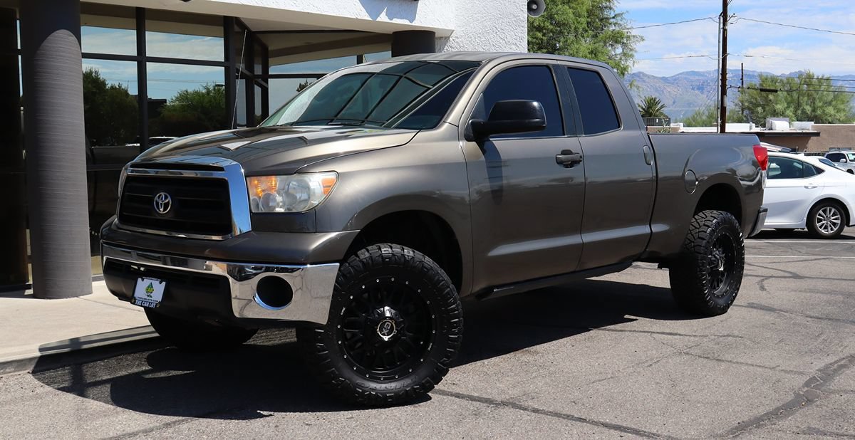 Used 2011 Toyota Tundra 2WD Double Cab w/ Tow Pkg image 2