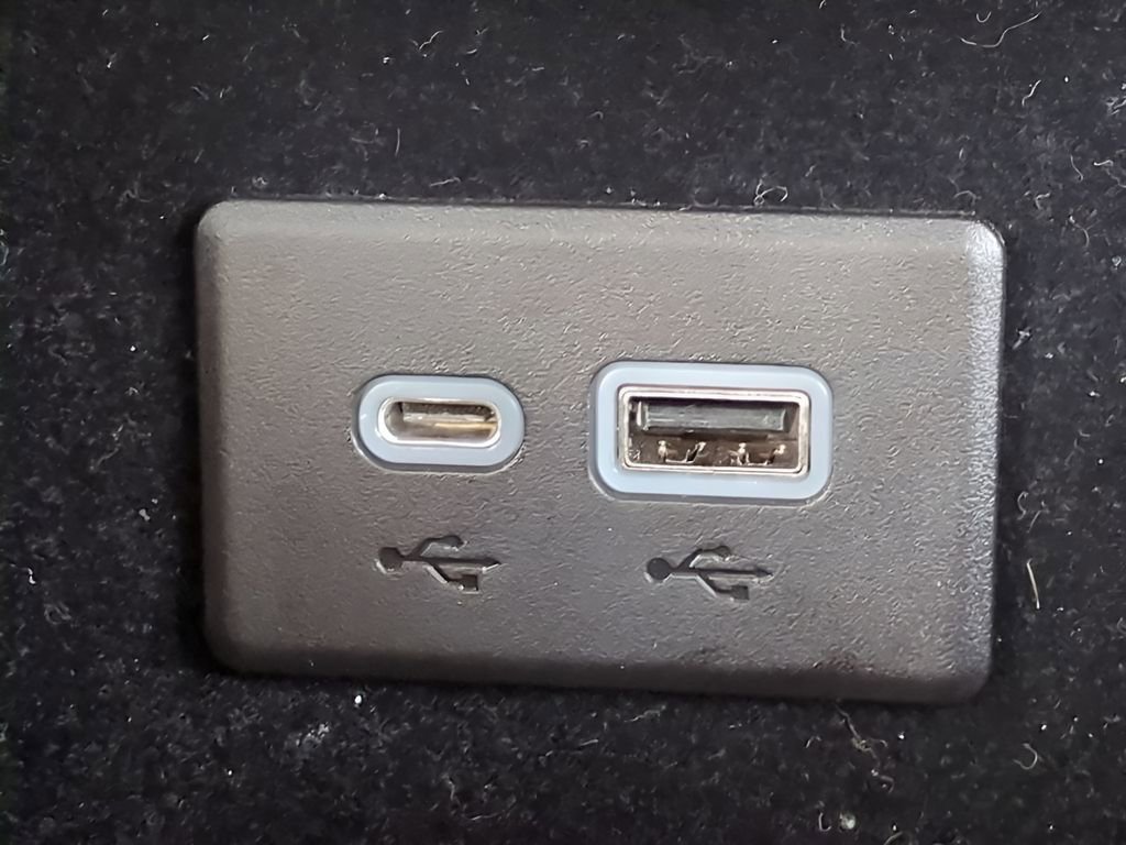 Used 2022 Cadillac XT4 Luxury w/ Driver Awareness Package image 30