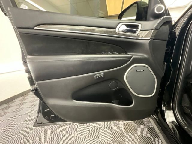 Used 2020 Jeep Grand Cherokee SRT AWD/4WD image 12