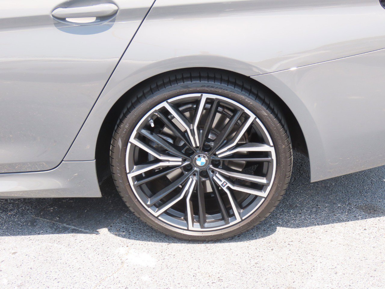 Used 2021 BMW 540i w/ M Sport Package RWD image 16