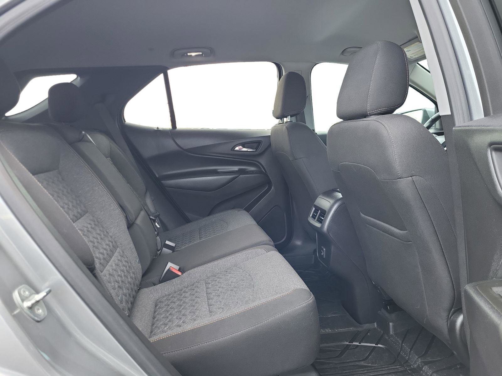 Used 2023 Chevrolet Equinox LT image 24