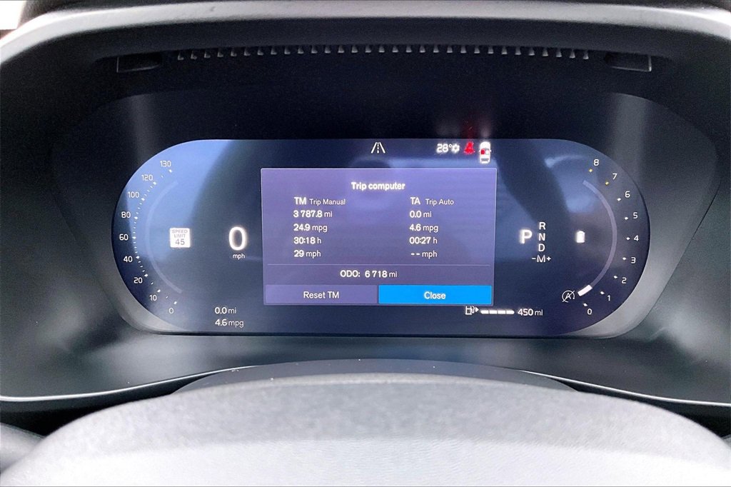 Certified 2026 Volvo XC40 B5 Core w/ Climate Package image 13