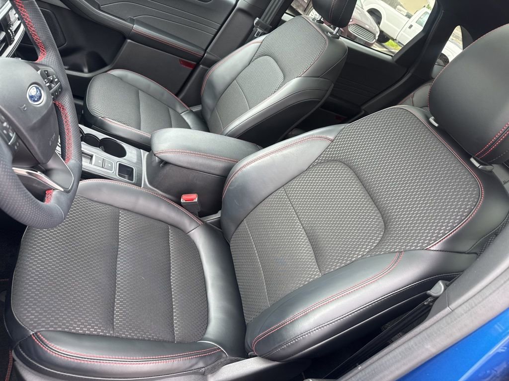 Used 2023 Ford Escape ST-Line w/ Tech Pack #1 image 4