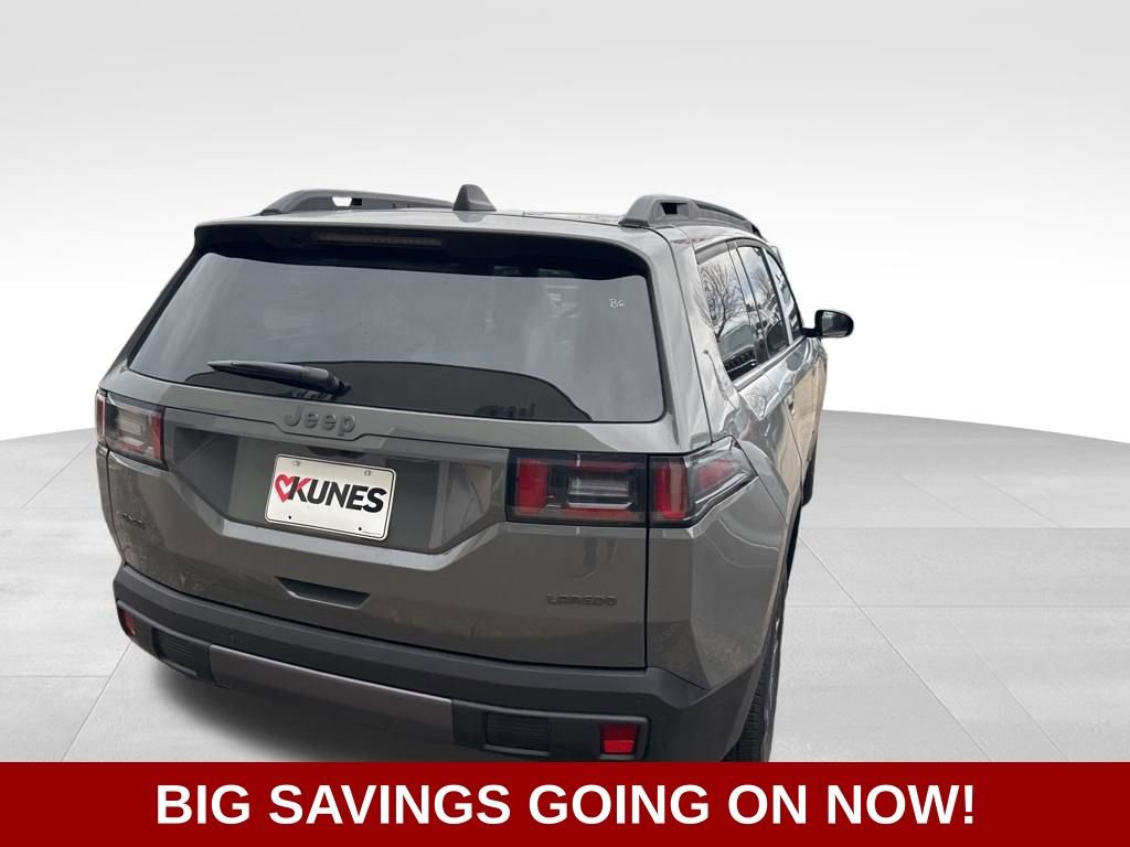 New 2026 Jeep Cherokee Laredo image 4