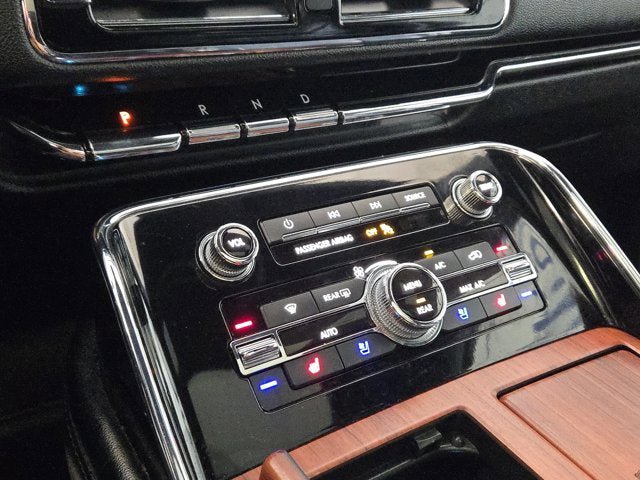 Used 2020 Lincoln Navigator Reserve w/ Equipment Group 208A Reserve AWD/4WD image 28